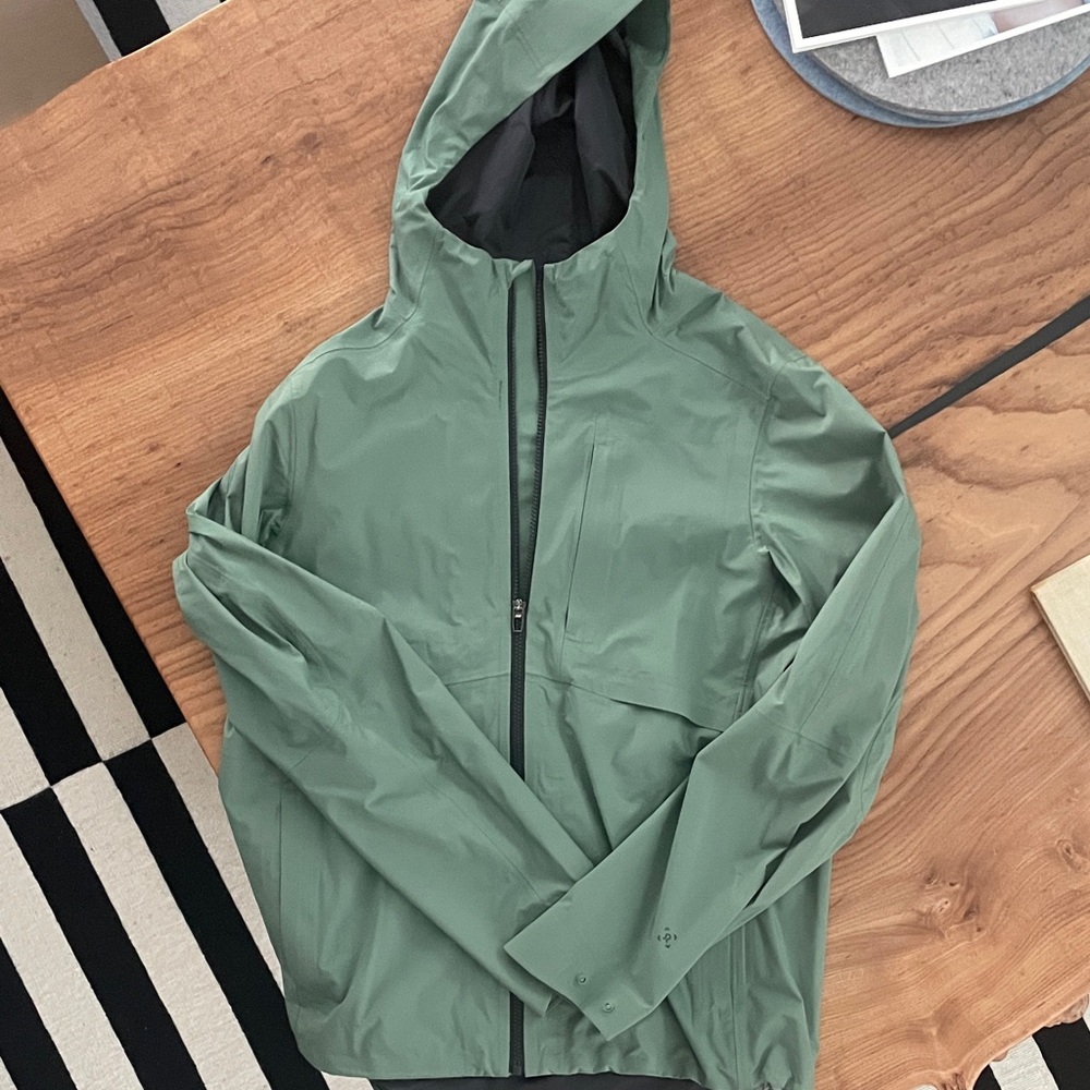 lululemon athletica Olive Hooded Raincoat